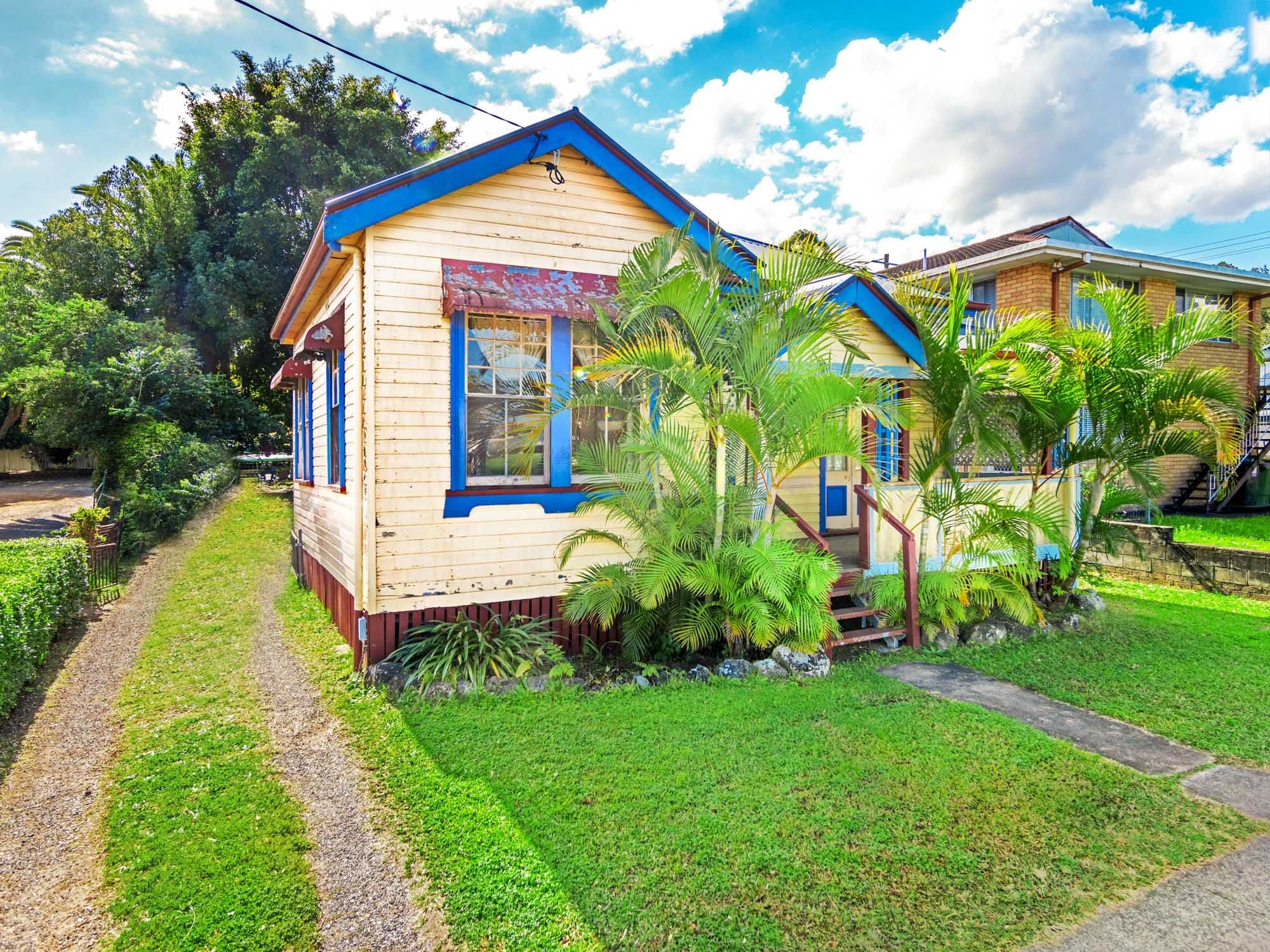 26 (aka 24) Leycester Street, Lismore NSW 2480, Lismore - Image 1