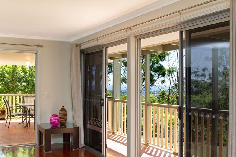 152 Simpsons Road, CURRUMBIN WATERS QLD 4223, Currumbin Waters - Thumbnail 7