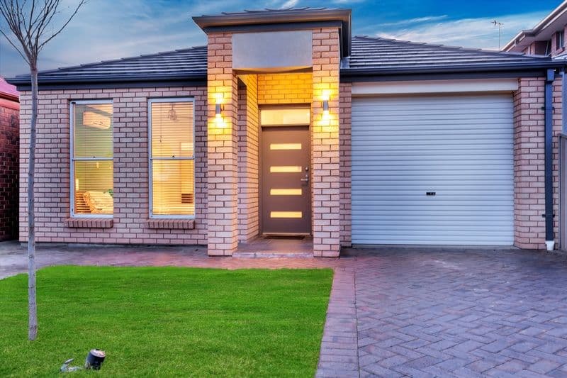 7 Dumfries Avenue, Northfield SA 5085, Northfield - Image 1