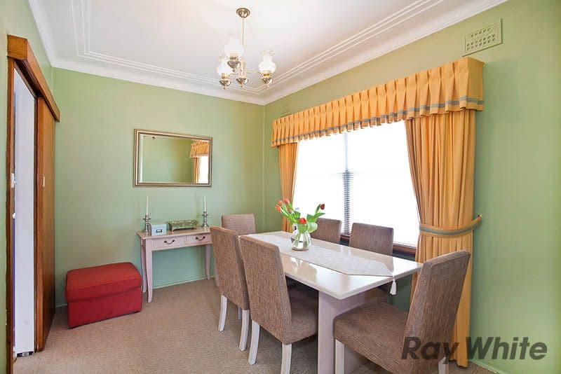 52 Lynwen Crescent, BANKSIA NSW 2216, Banksia - Thumbnail 6