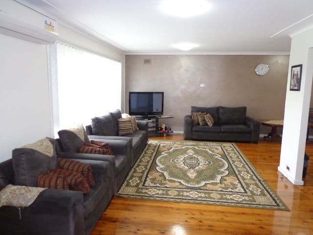 52 Beale Crescent, FAIRFIELD WEST NSW 2165, Fairfield West - Thumbnail 7