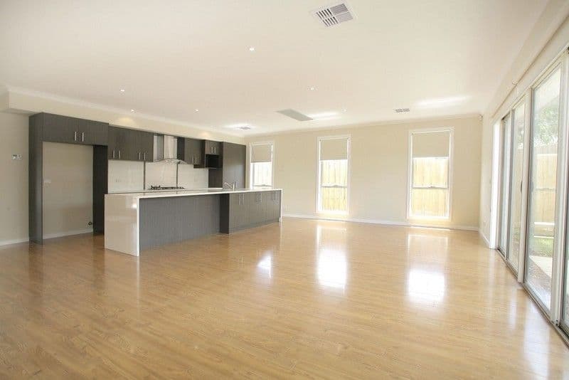 6 Lambourne Avenue, ROWVILLE VIC 3178, Rowville - Thumbnail 2