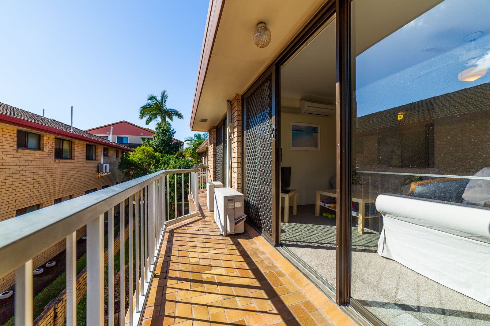 209 Scarborough Street, Southport QLD 4215, Southport - Thumbnail 8