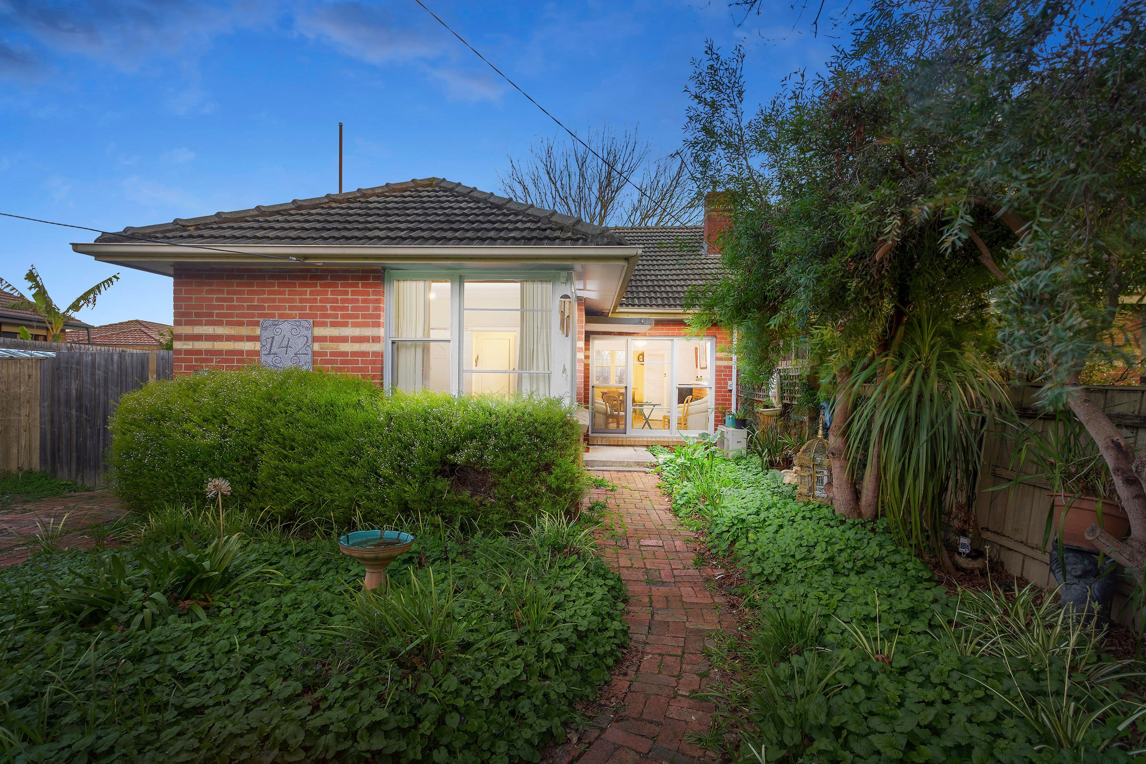 142 Kangaroo Road, Hughesdale VIC 3166, Hughesdale - Image 1