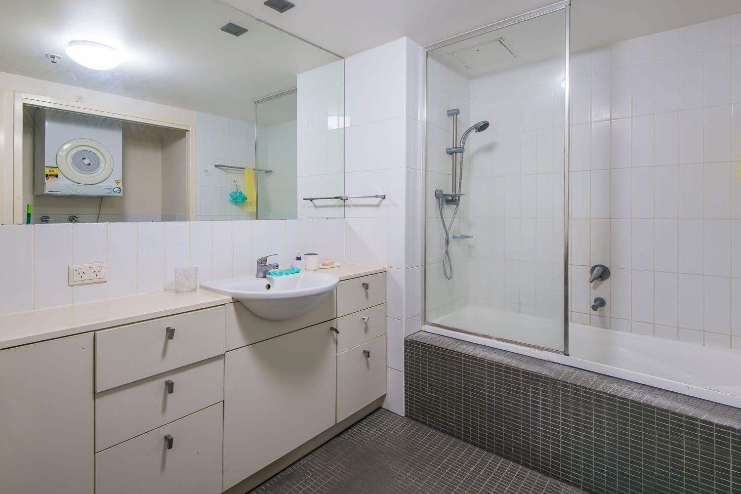3 Parkland Boulevard, BRISBANE CITY QLD 4000, Brisbane City - Thumbnail 8