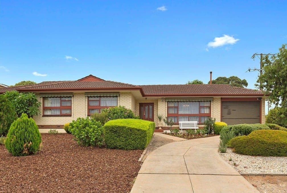 7 Tripoli Road, Happy Valley SA 5159, Happy Valley - Thumbnail 2