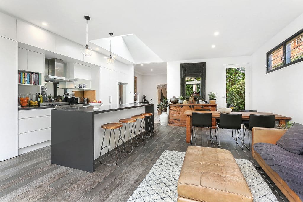 25 Orchard Street, Croydon - Thumbnail 2