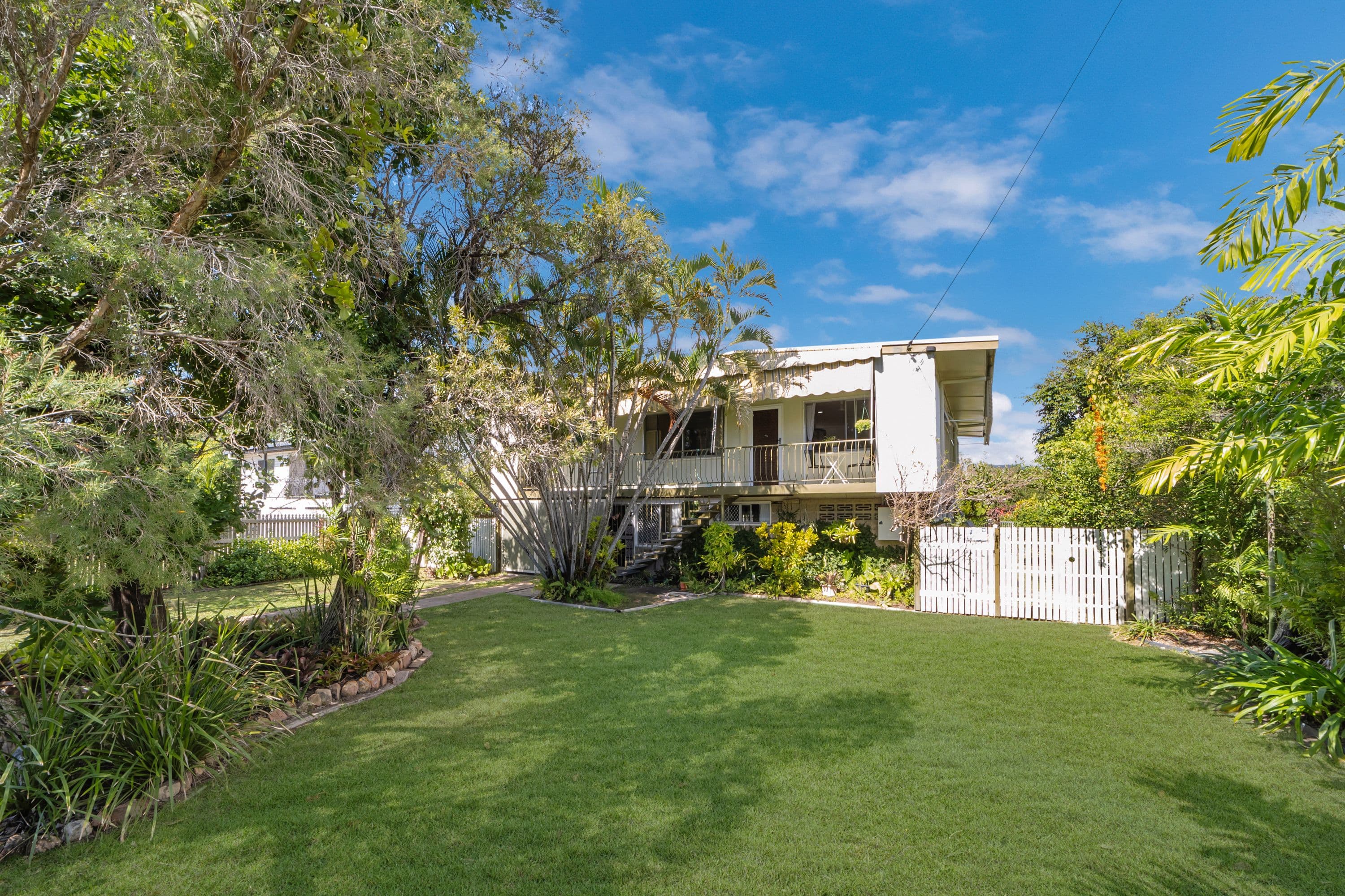 18 Hibiscus Street, Cranbrook QLD 4814, Cranbrook - Image 1