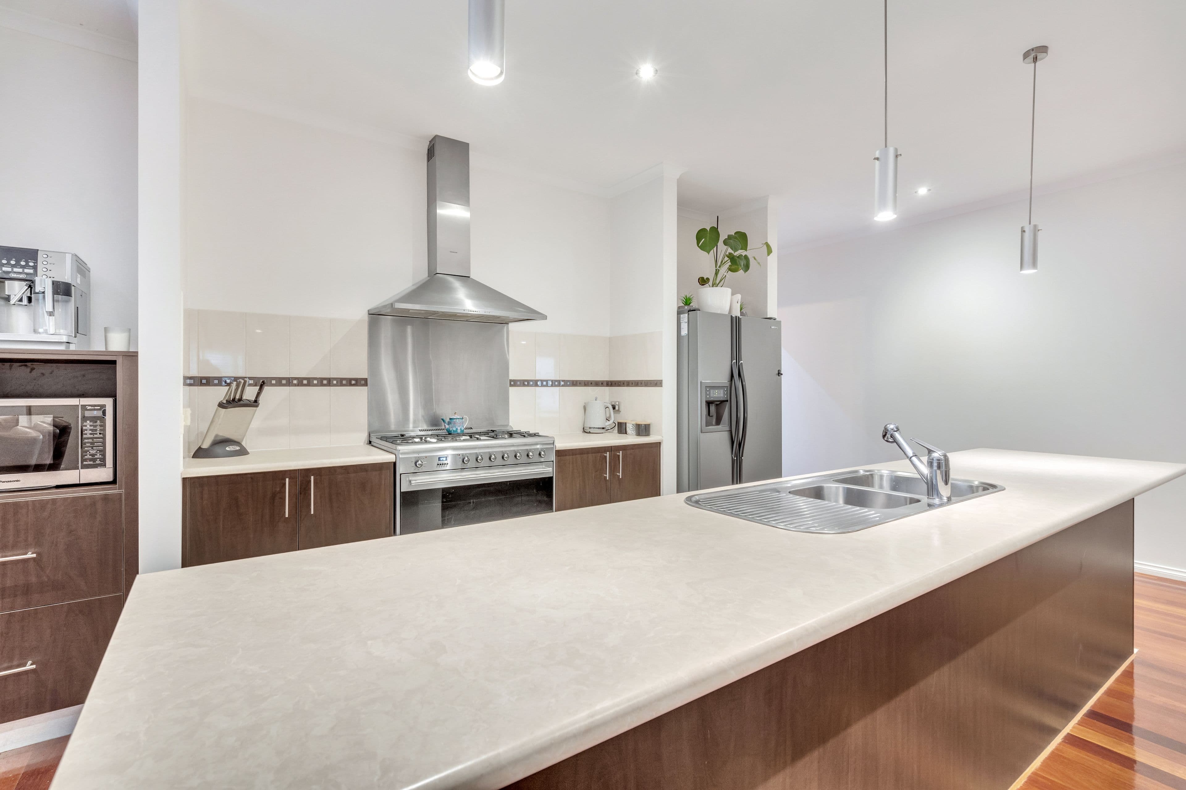 19 Oakville Place, Craigieburn VIC 3064, Craigieburn - Thumbnail 5