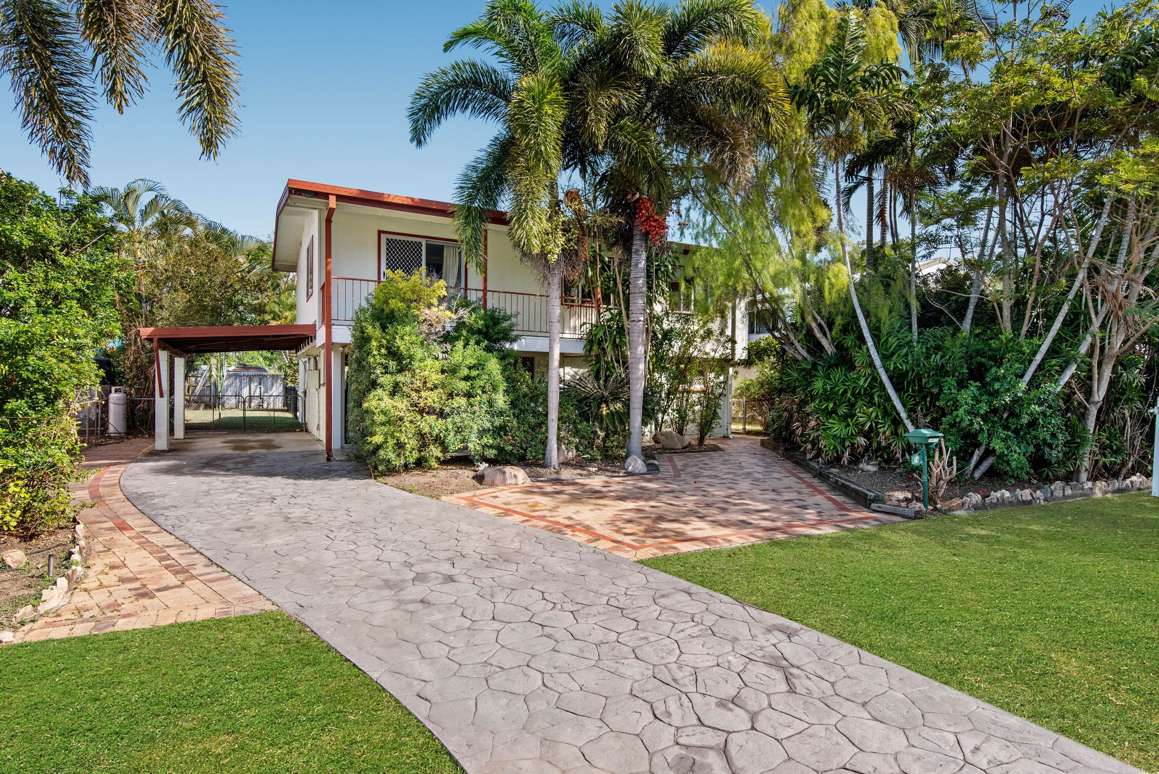 24 Fenner Street, Douglas QLD 4814, Douglas - Image 1