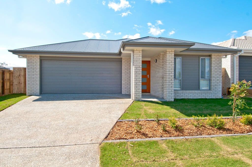 17 Cunningham Street, FLAGSTONE QLD 4280, Flagstone - Image 1