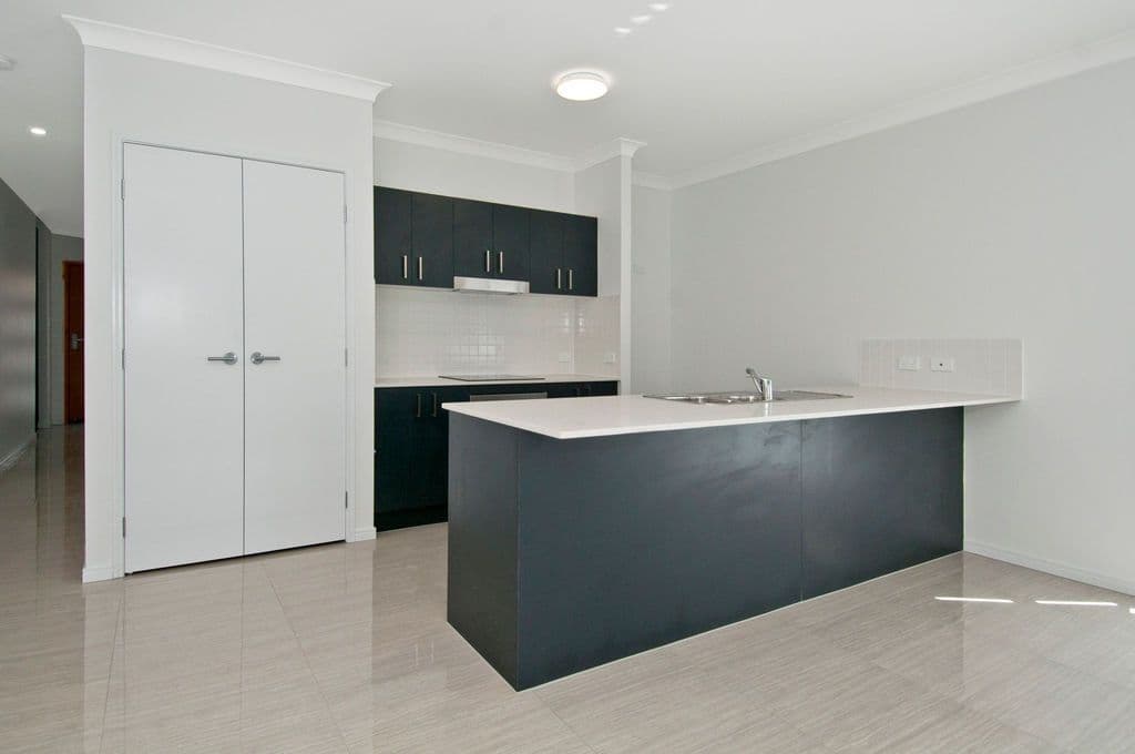 17 Cunningham Street, FLAGSTONE QLD 4280, Flagstone - Thumbnail 4