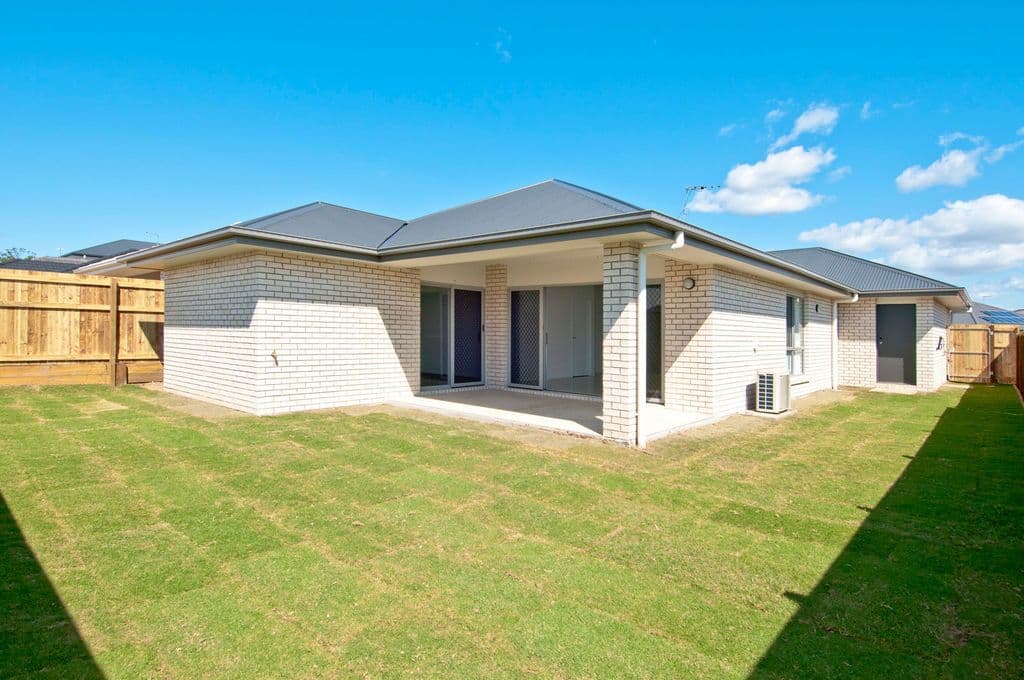 17 Cunningham Street, FLAGSTONE QLD 4280, Flagstone - Thumbnail 8