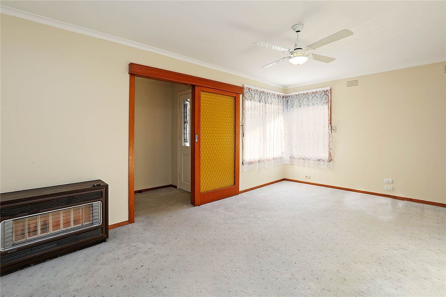 16 Peacock Avenue, NORLANE VIC 3214, Norlane - Thumbnail 4