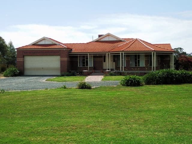 10 Tomara Court, MOAMA NSW 2731, Moama - Image 1