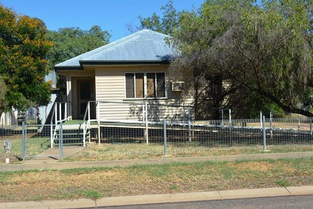 14 Coronation Drive, Blackall QLD 4472, Blackall - Image 1