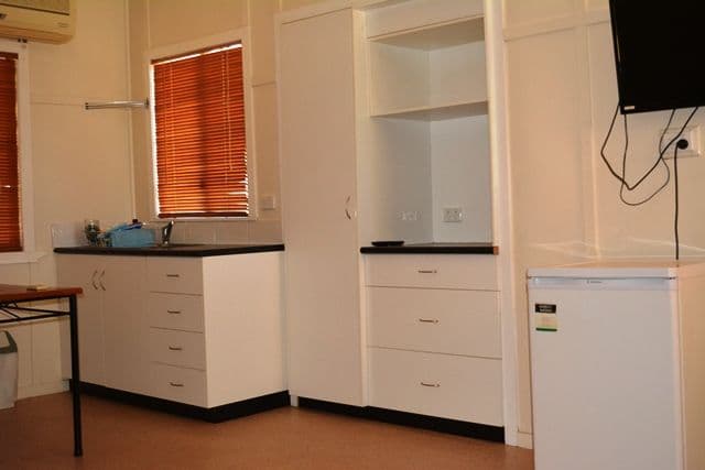14 Coronation Drive, Blackall QLD 4472, Blackall - Thumbnail 5