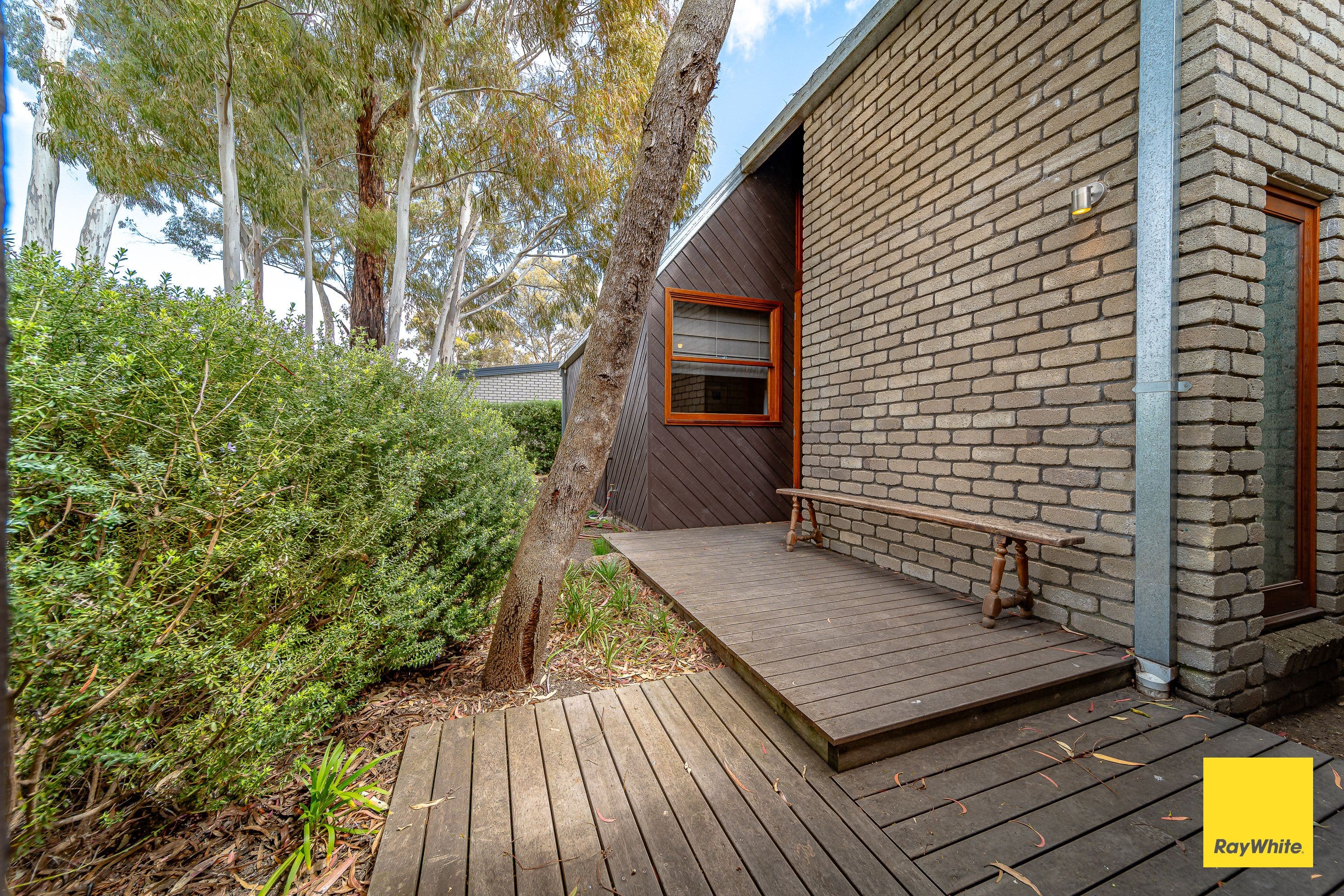 24 Mistletoe Street, Golden Square VIC 3555, Golden Square - Thumbnail 2