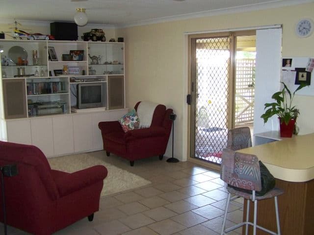5 Bronzewing Court, BROOKDALE WA 6112, Brookdale - Thumbnail 3