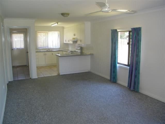 11 Nothling Street, GLADSTONE QLD 4680, Gladstone - Thumbnail 2