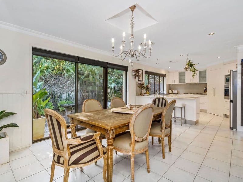 16 Jondique Avenue, Merrimac QLD 4226, Merrimac - Thumbnail 7