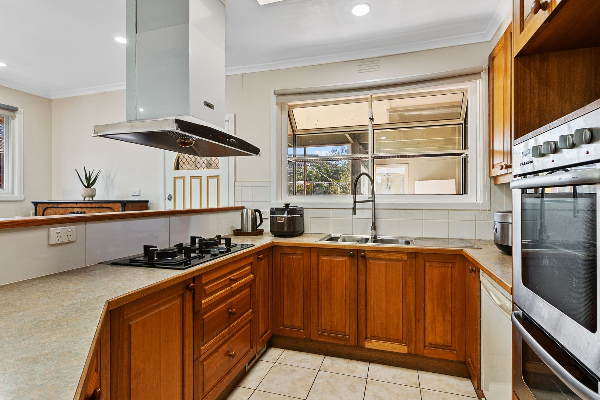 15 Wilkes Street, Ferntree Gully VIC 3156, Ferntree Gully - Thumbnail 3