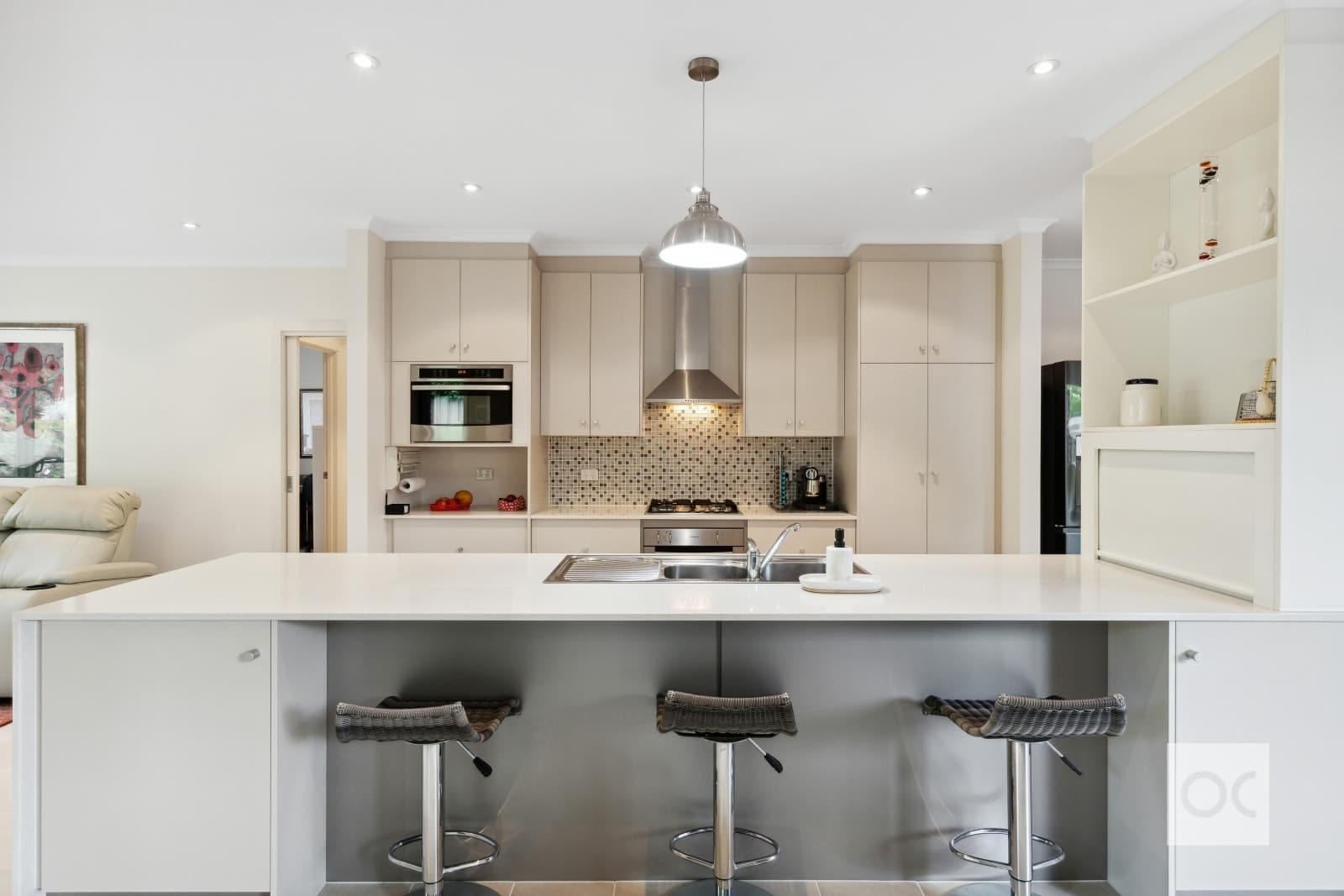 31 Bayley Circuit, Trott Park - Thumbnail 2
