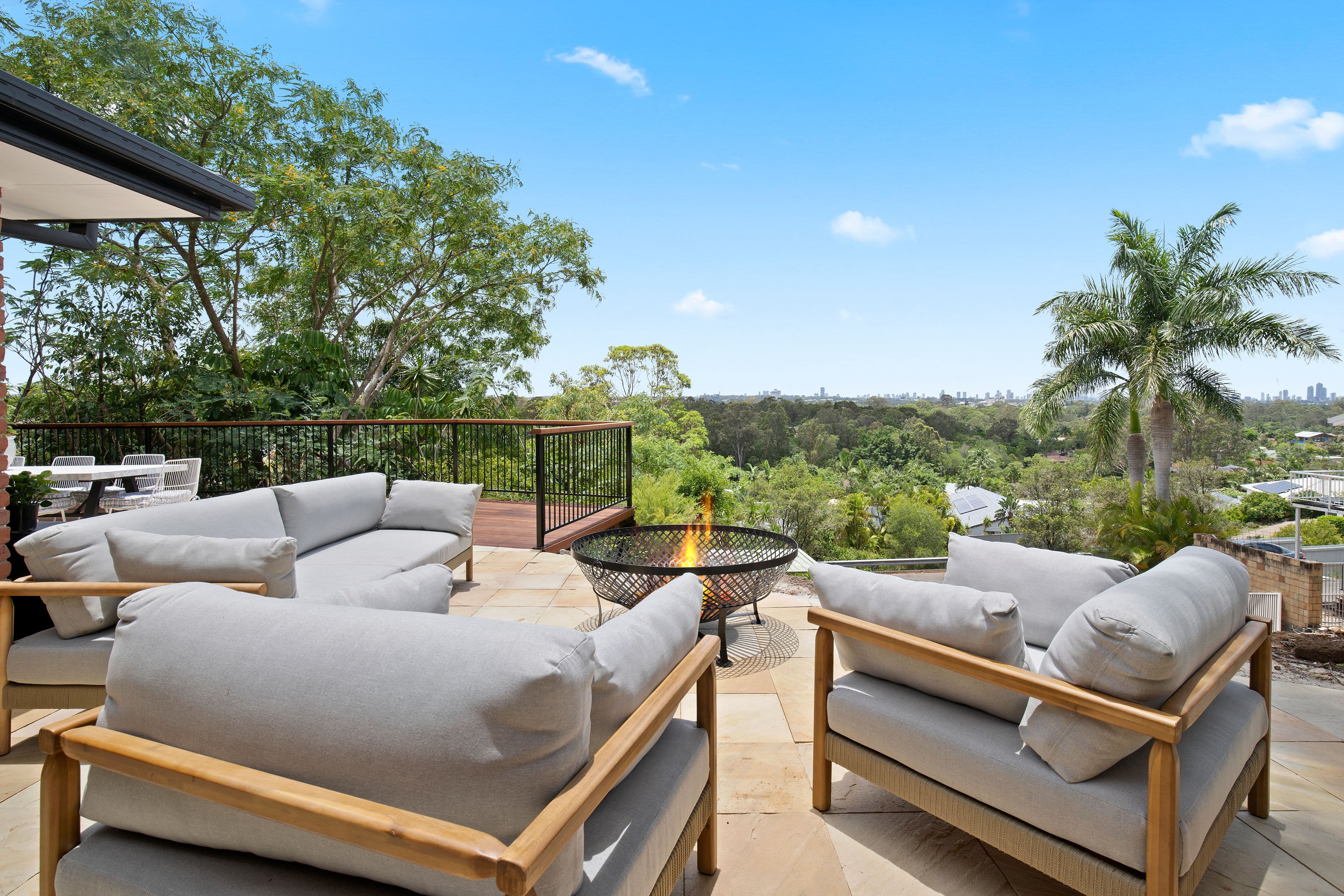 21 Ryfield Road, Carrara QLD 4211, Carrara - Thumbnail 3