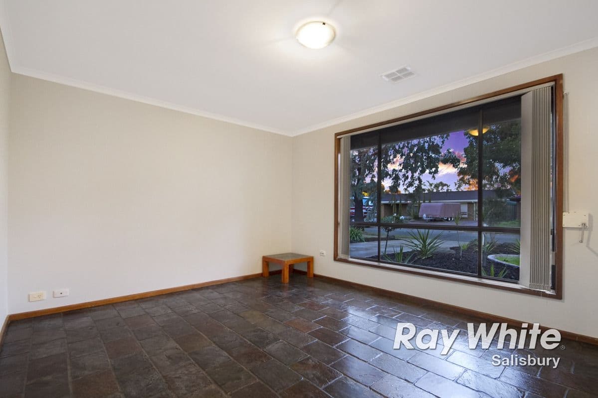 9 Coolen Crescent, BURTON SA 5110, Burton - Thumbnail 2