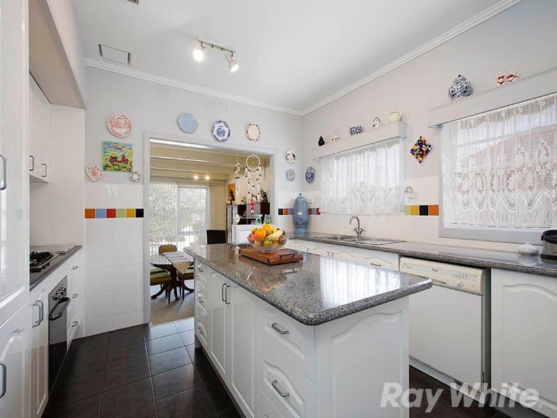 33 Schulz Street, Bentleigh East VIC 3165, Bentleigh East - Thumbnail 5