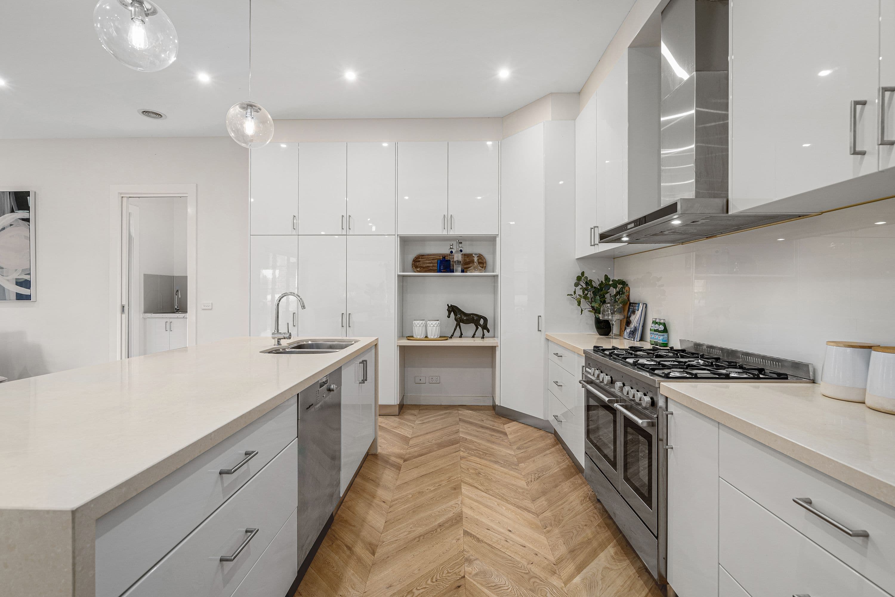 316 Cotham Road, Kew VIC 3101, Kew - Thumbnail 4