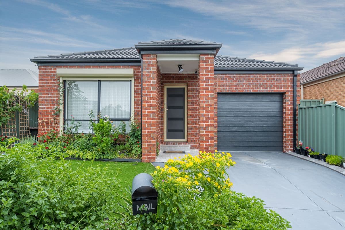 13 Ballarat Court, Craigieburn VIC 3064, Craigieburn - Image 1