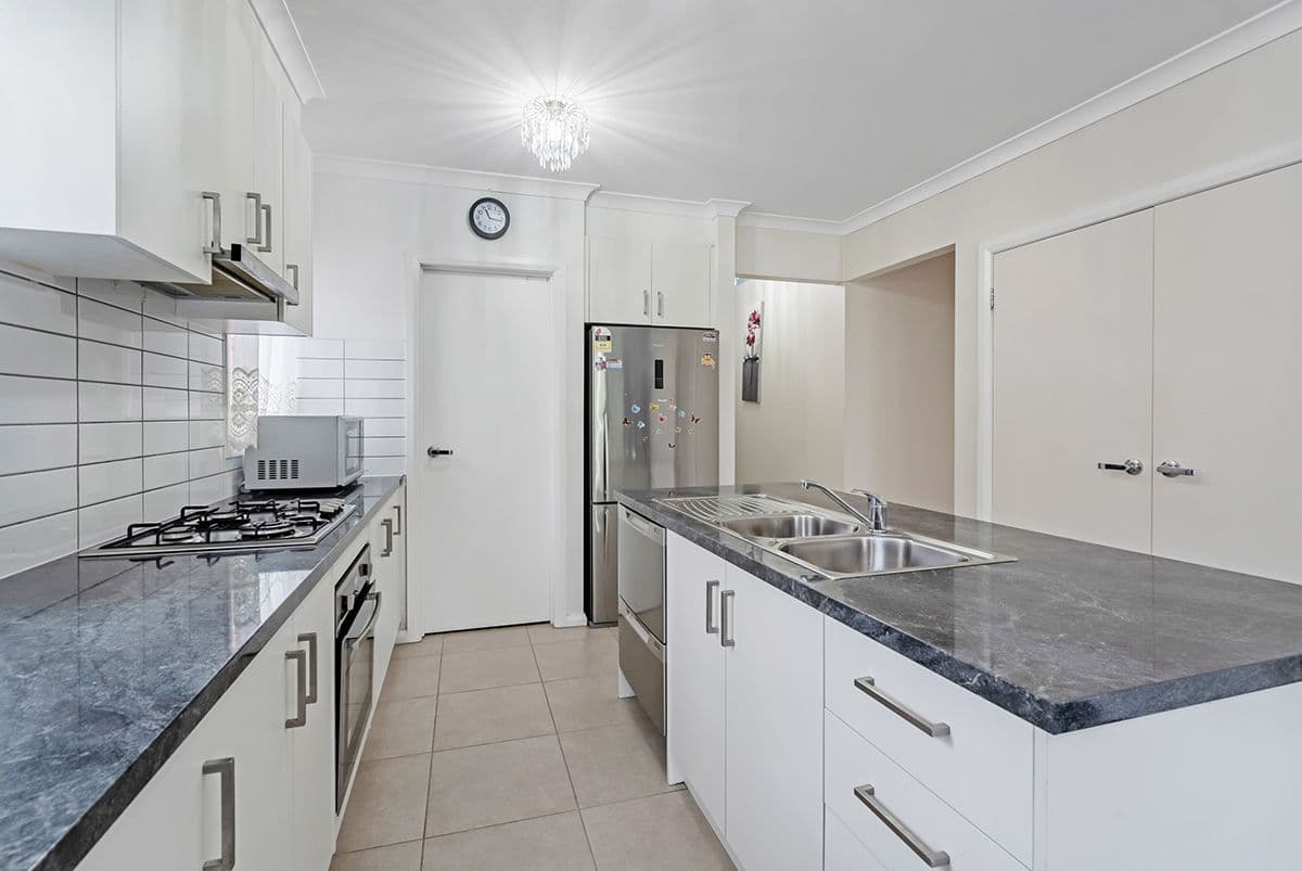 13 Ballarat Court, Craigieburn VIC 3064, Craigieburn - Thumbnail 5