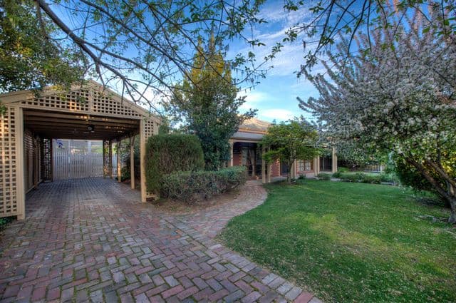 60 Hopwood Street, ECHUCA VIC 3564, Echuca - Thumbnail 2
