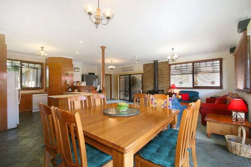 7 Grange Avenue, KOO WEE RUP VIC 3981, Koo Wee Rup - Thumbnail 3