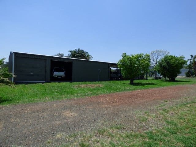 48a Roslyn Drive, Roma QLD 4455, Roma - Thumbnail 2