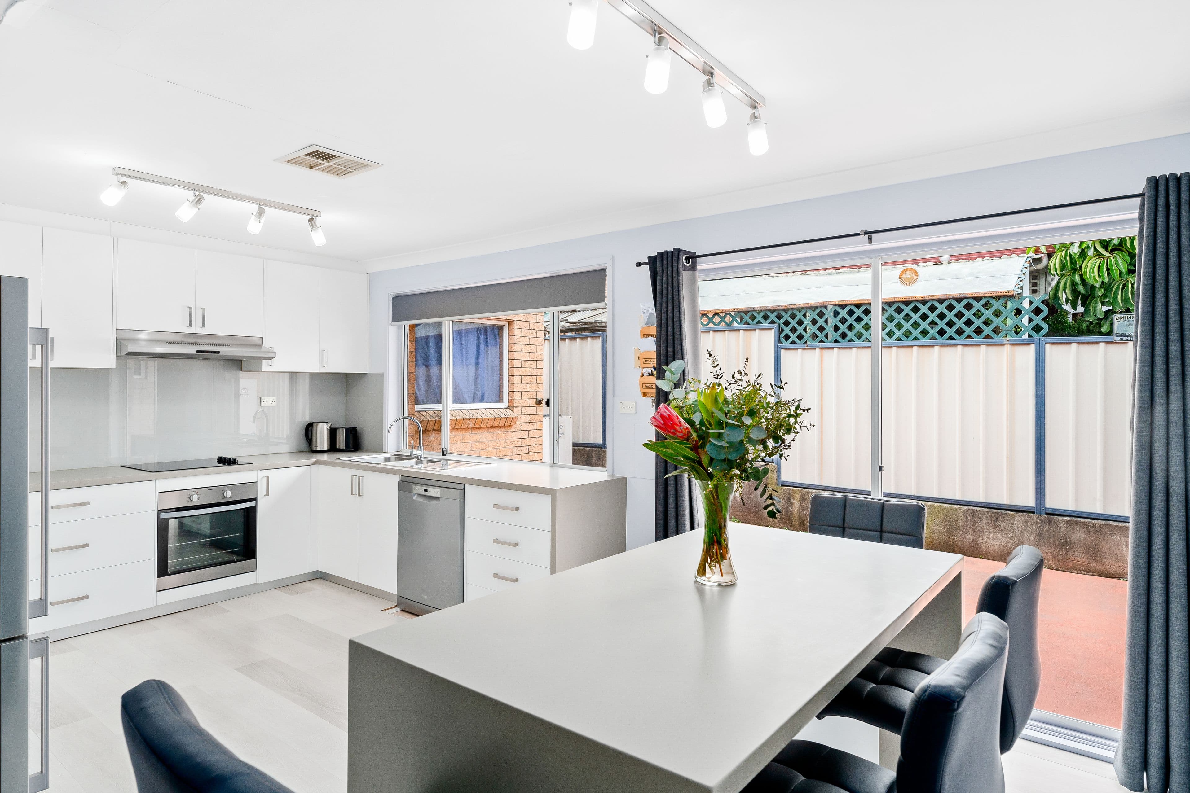 8 Finch Court, Drouin, Edensor Park - Thumbnail 3