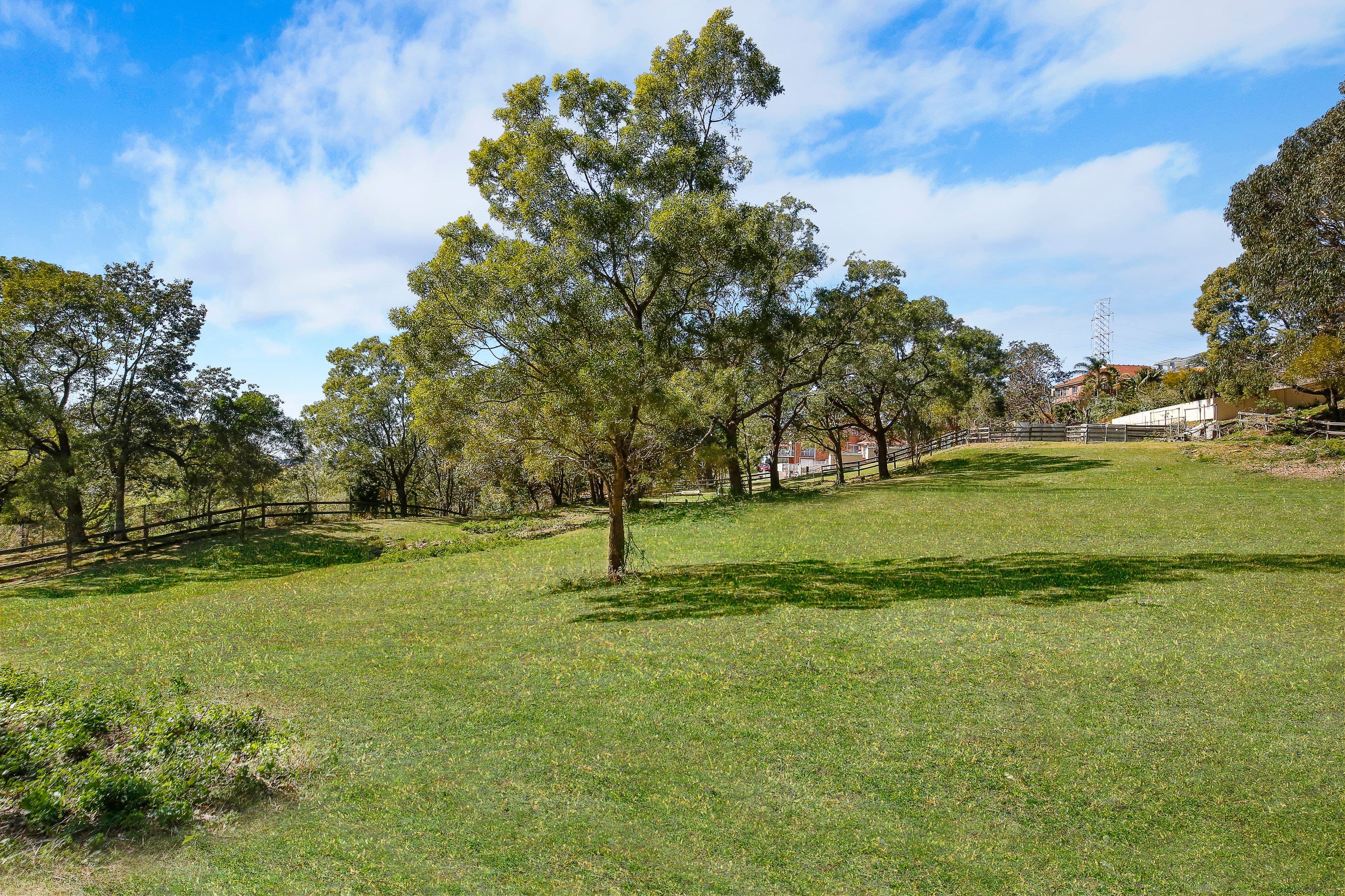 102 Tamarind Drive, Cordeaux Heights - Thumbnail 3