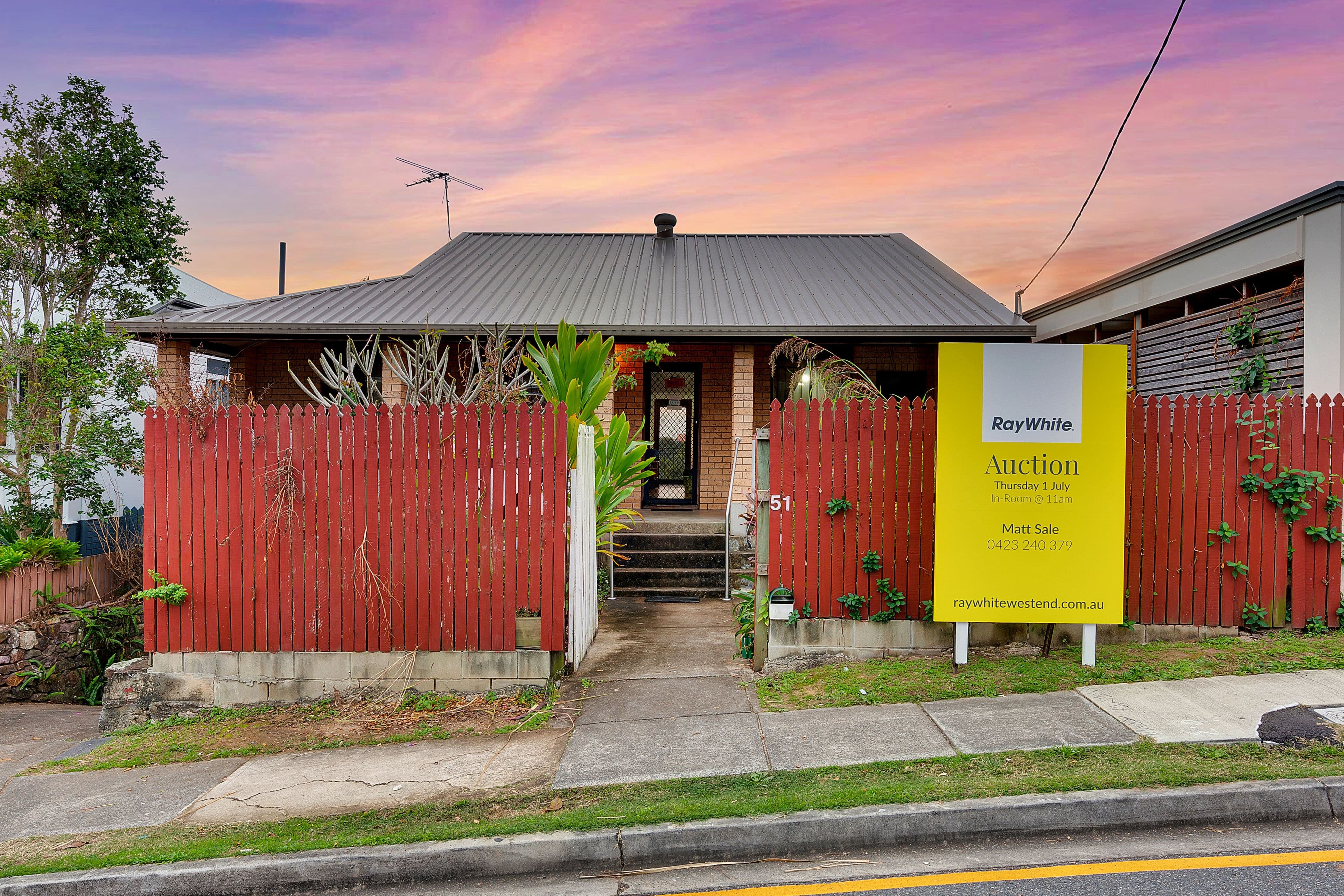 51 Clive Street, Annerley QLD 4103, Annerley - Thumbnail 2