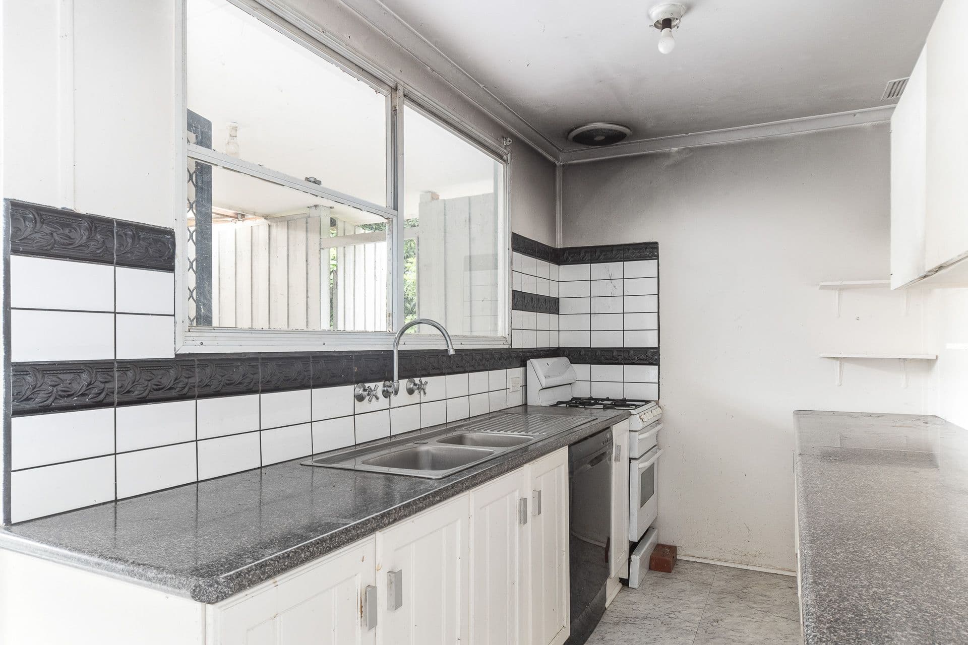 75 Robertson Drive, Mornington VIC 3931, Mornington - Thumbnail 8