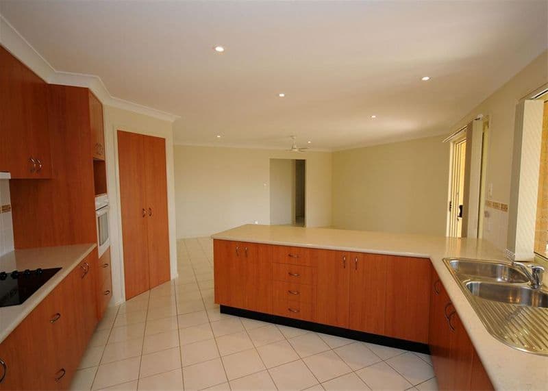 54  Heather Way, URRAWEEN QLD 4655, Urraween - Thumbnail 4
