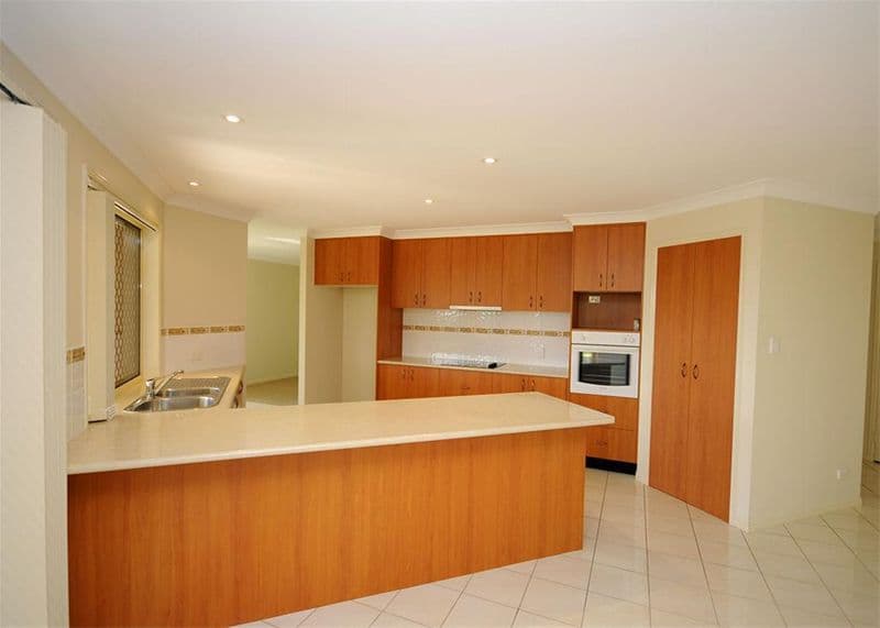 54  Heather Way, URRAWEEN QLD 4655, Urraween - Thumbnail 5