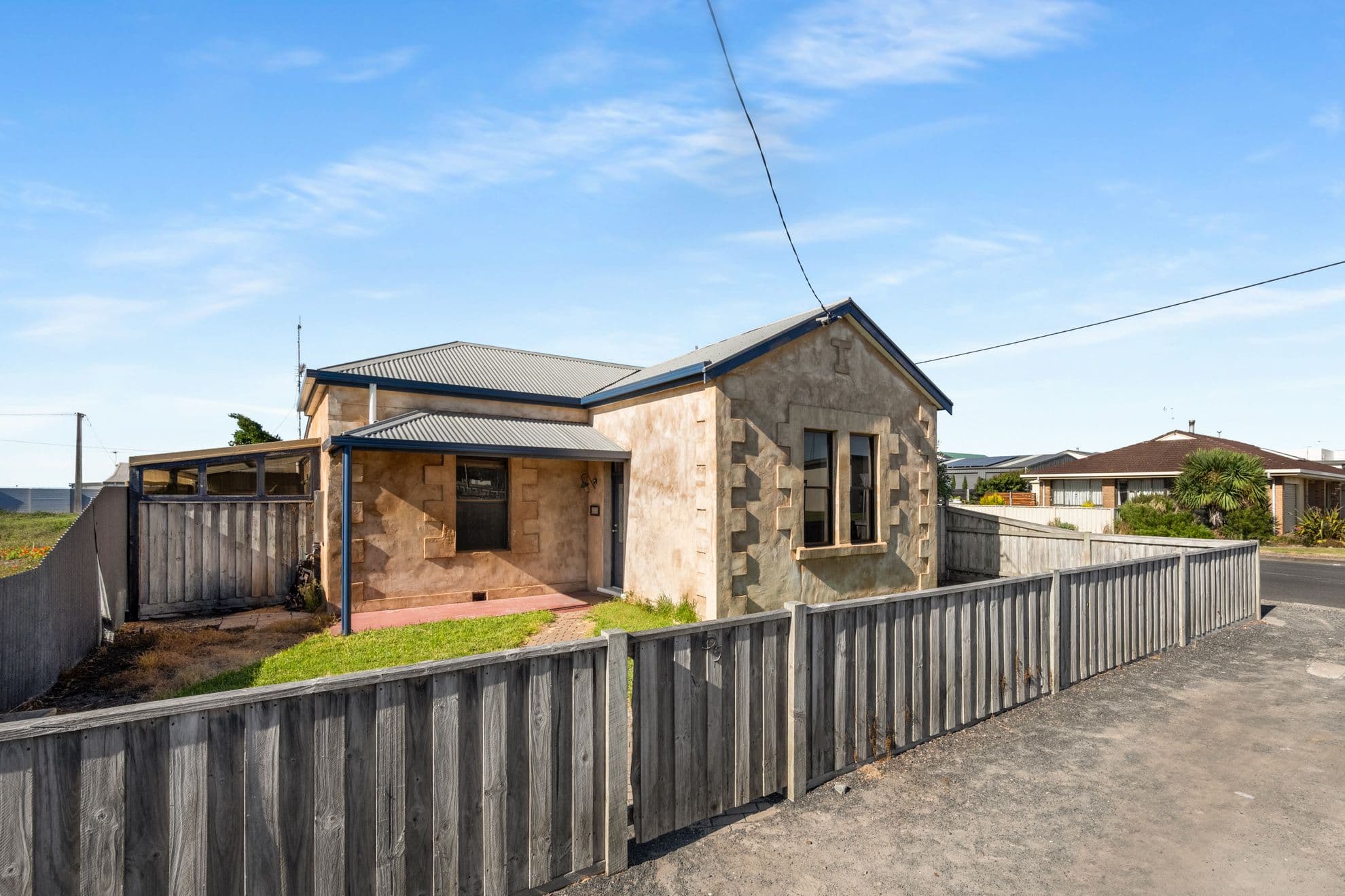 95 Meylin Street, Port Macdonnell SA 5291, Port Macdonnell - Thumbnail 2
