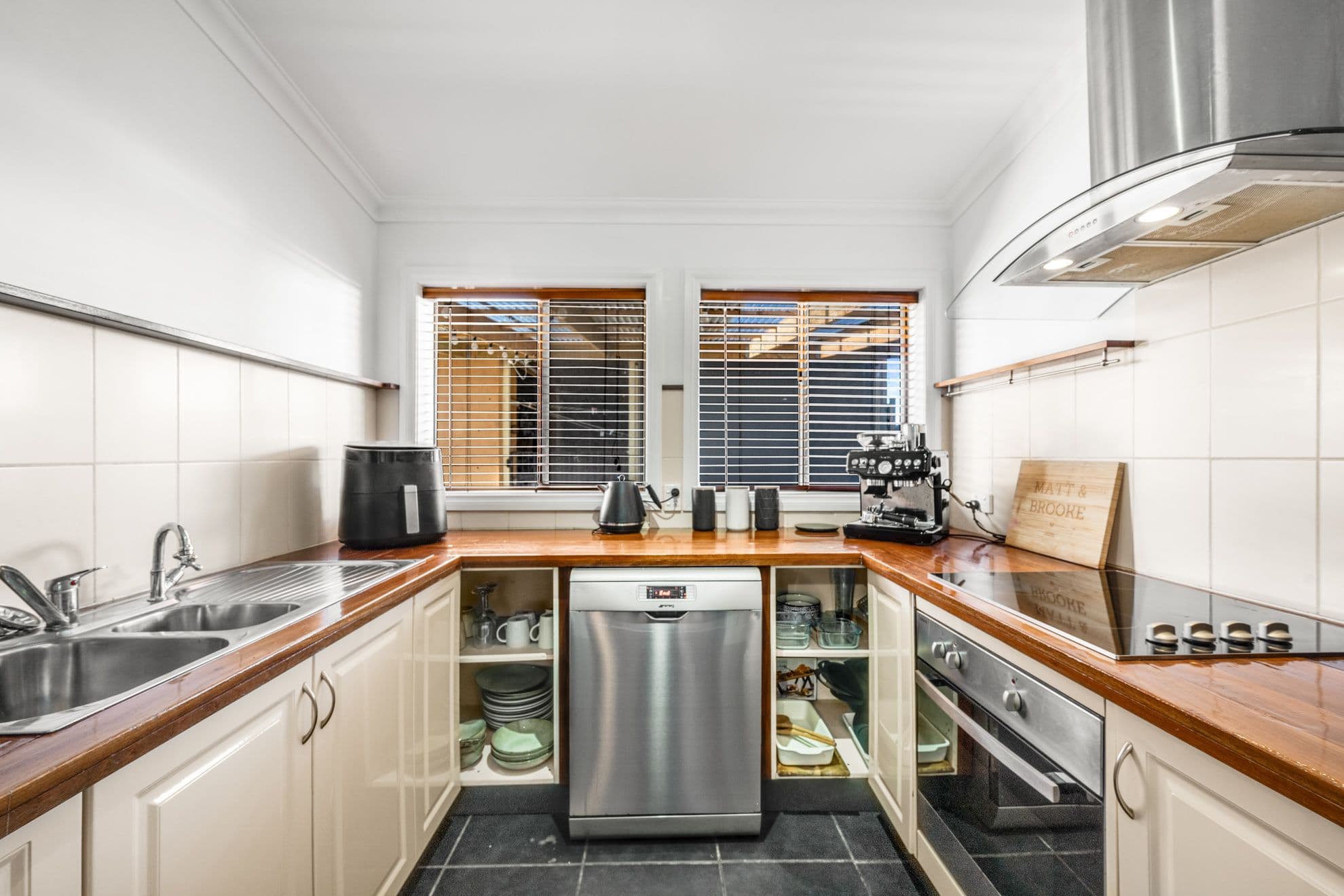 95 Meylin Street, Port Macdonnell SA 5291, Port Macdonnell - Thumbnail 7