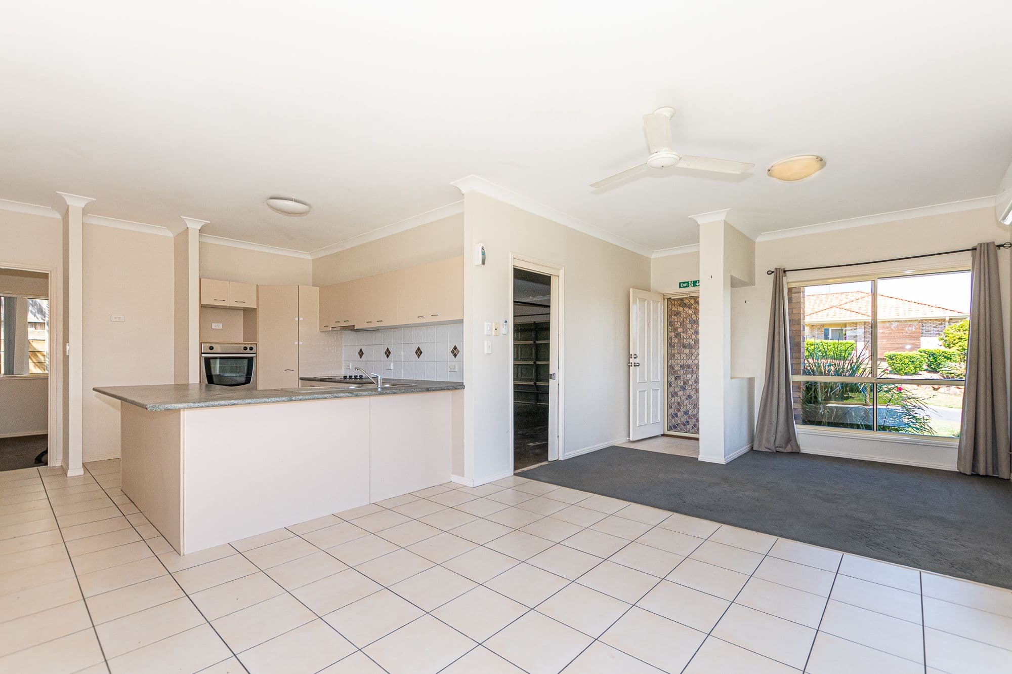 35 Bella Vista Circuit, Edens Landing QLD 4207, Edens Landing - Thumbnail 7