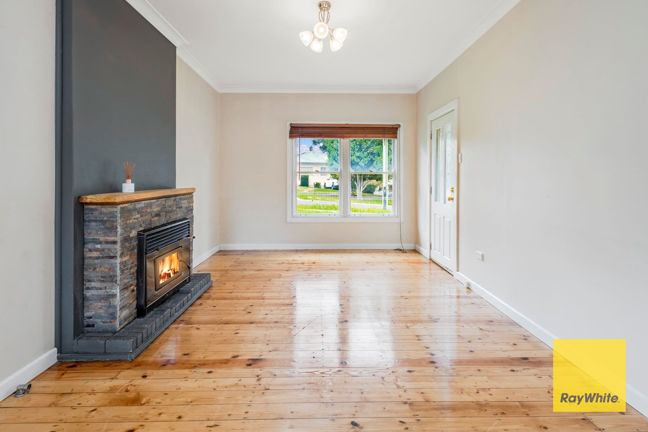 11 Stewart Street, Lithgow NSW 2790, Bowenfels - Thumbnail 4
