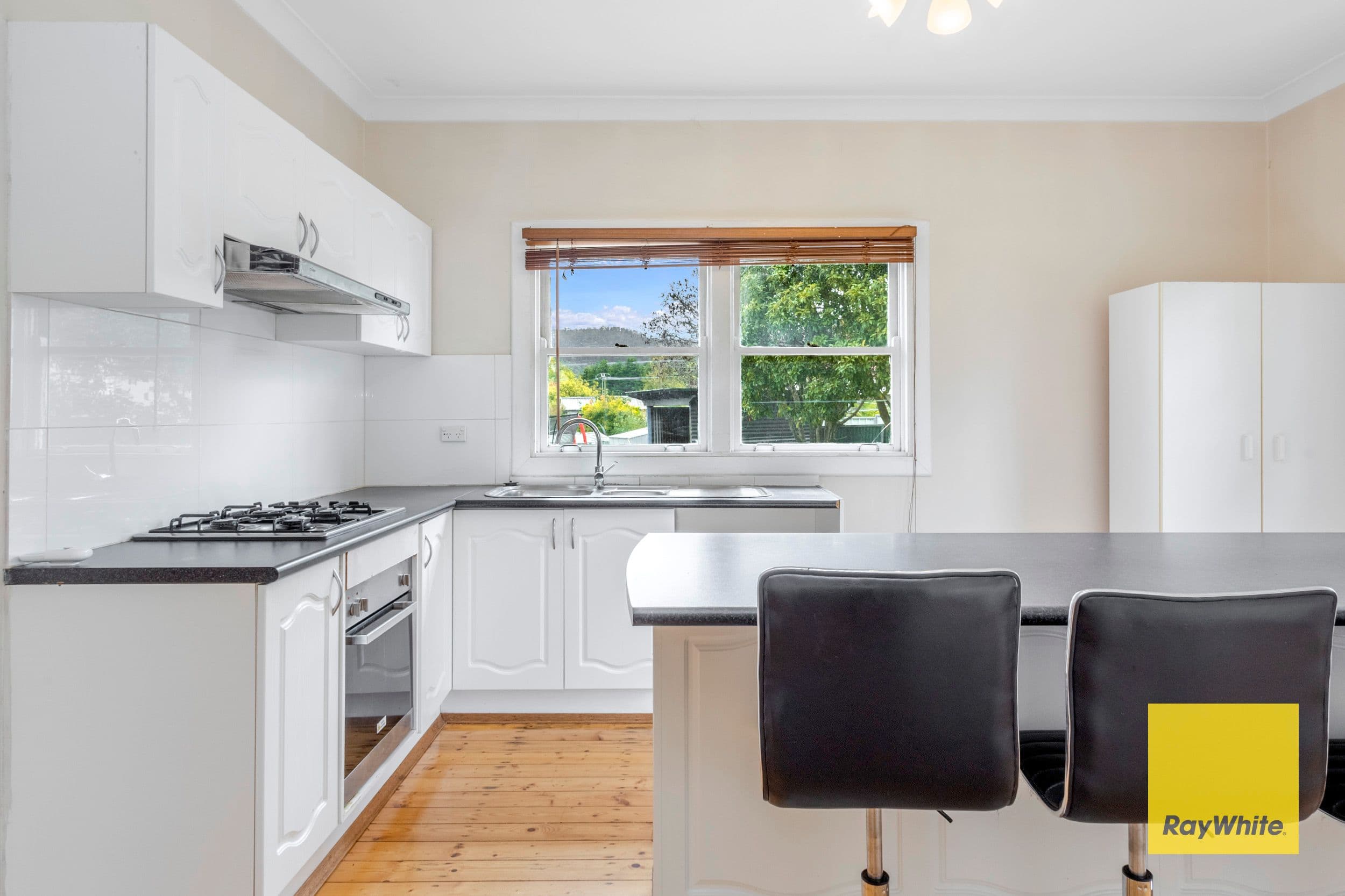 11 Stewart Street, Lithgow NSW 2790, Bowenfels - Thumbnail 7