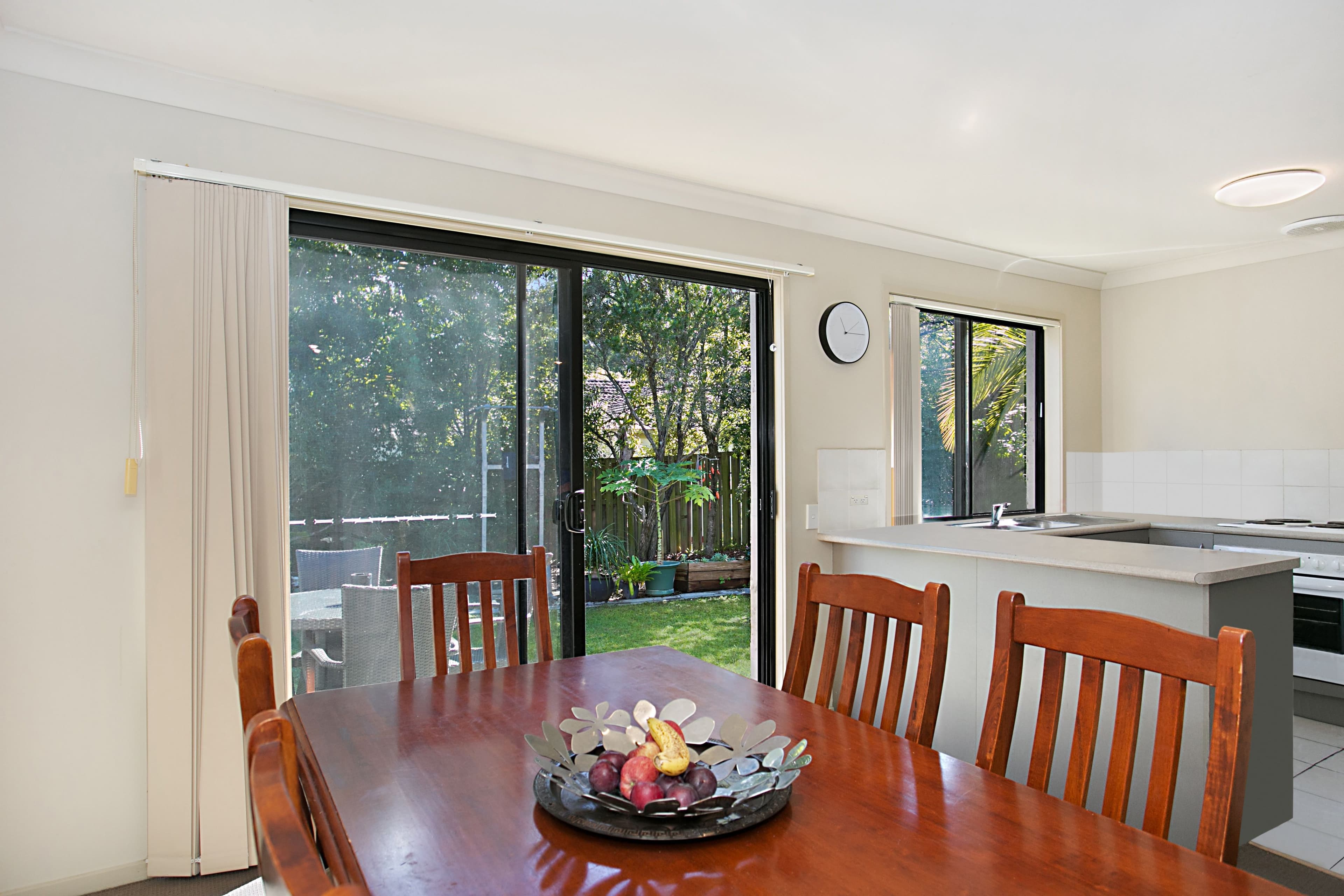 590 Pine Ridge Street, Coombabah QLD 4216, Coombabah - Thumbnail 5