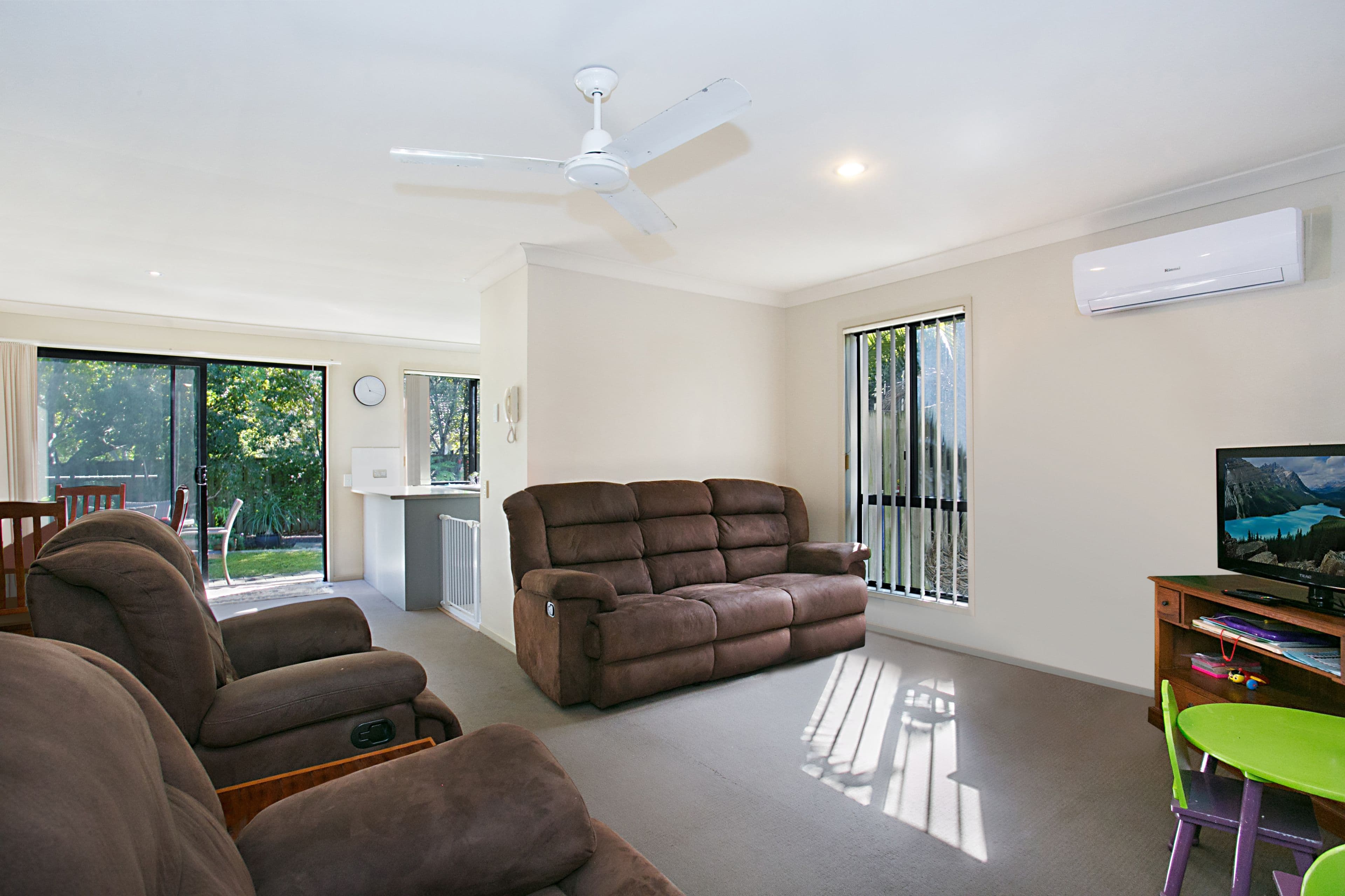 590 Pine Ridge Street, Coombabah QLD 4216, Coombabah - Thumbnail 8