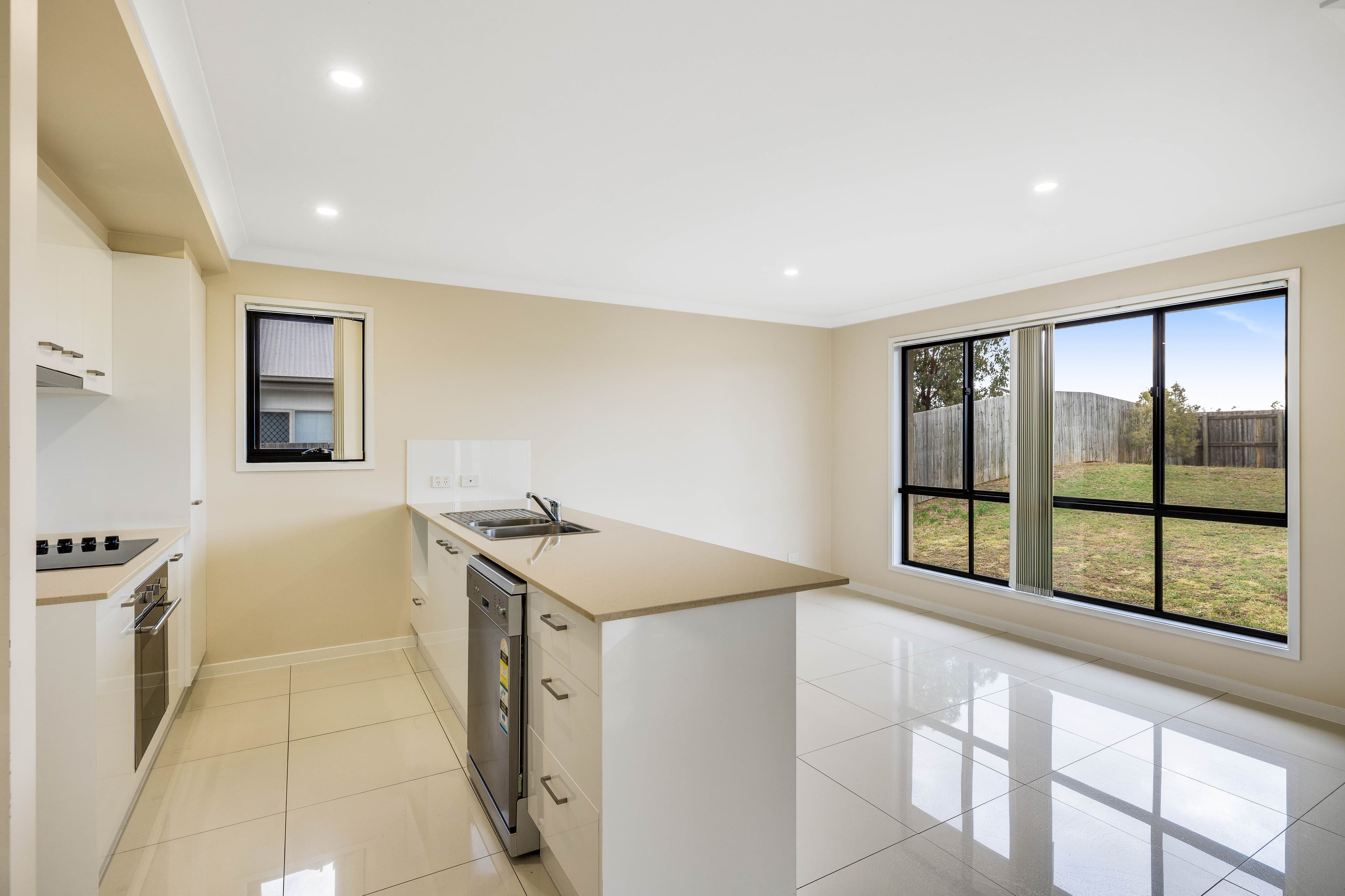 22 Magpie Drive, Cambooya QLD 4358, Cambooya - Thumbnail 4